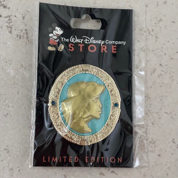 Disney D23 Expo 2024 TWDCS DEC LE 300 Princess Cameo Pin Jasmine from Aladdin - Picture 1 of 2